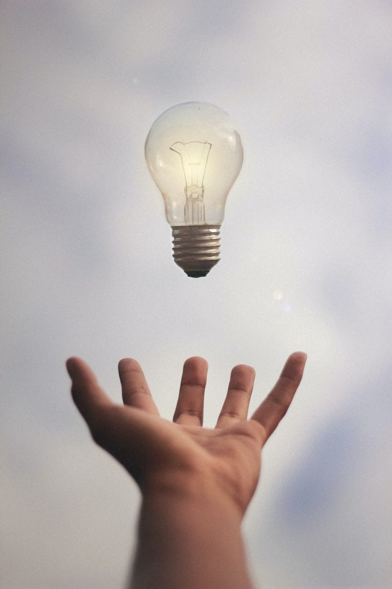 Ways AI Can Help Generate Compelling Ideas for Stories
